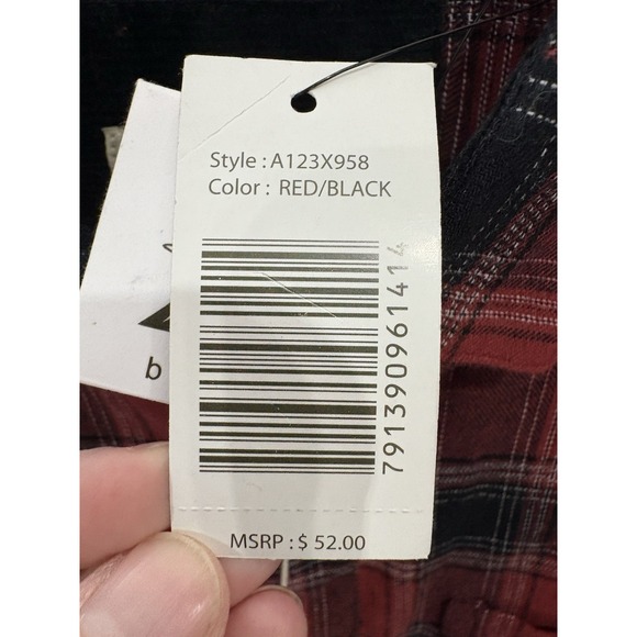 Tallwoods Bruno Milano Red Plaid Flannel Button Up‎ Men's Size Small - Picture 6 of 8